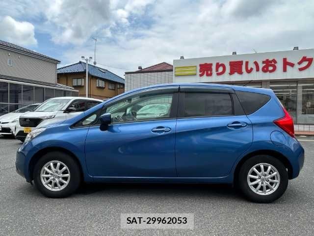 Nissan NOTE 2016-09 7060035-29