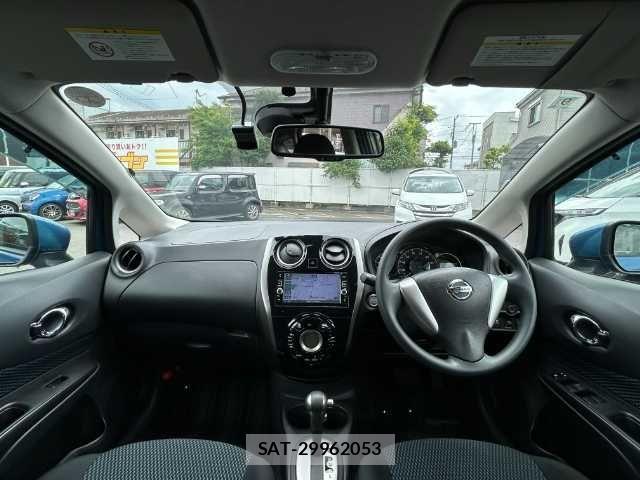 Nissan NOTE 2016-09 7060035-3