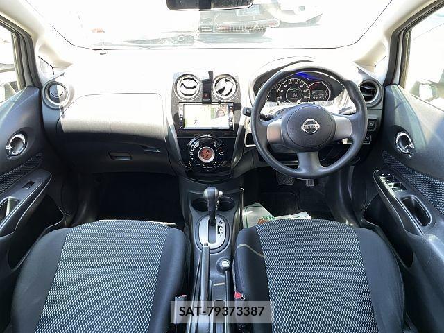 Nissan NOTE 2013-04 7222962-1