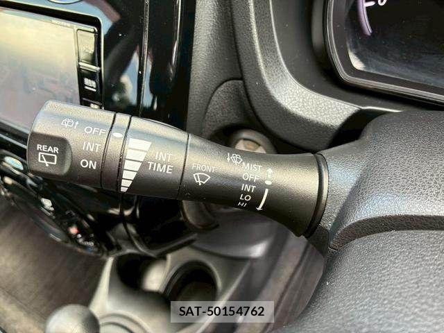 Nissan NOTE 2018-03 7223018-23