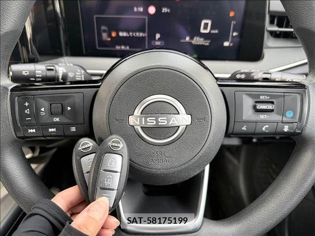 Nissan NOTE 2021-04 7223062-17