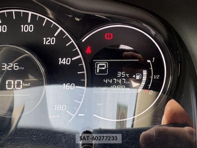 Nissan NOTE 2015-02 7222985-13
