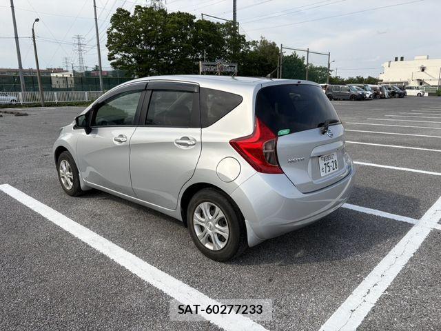 Nissan NOTE 2015-02 7222985-3