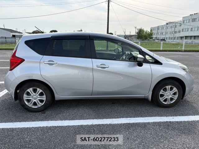 Nissan NOTE 2015-02 7222985-6