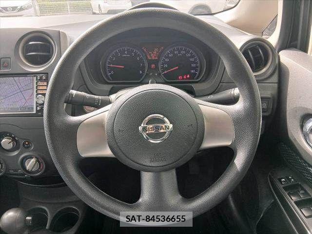 Nissan NOTE 2013-12 7215466-9