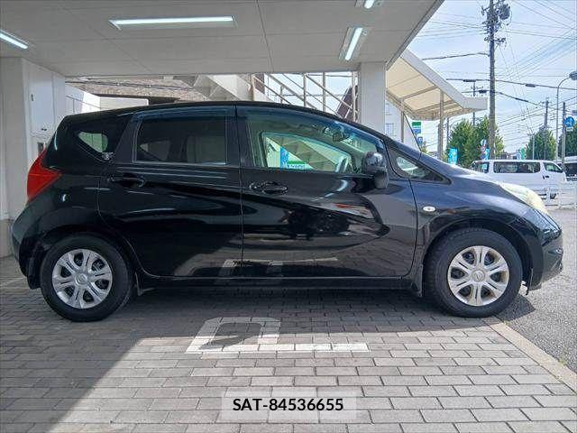 Nissan NOTE 2013-12 7215466-14