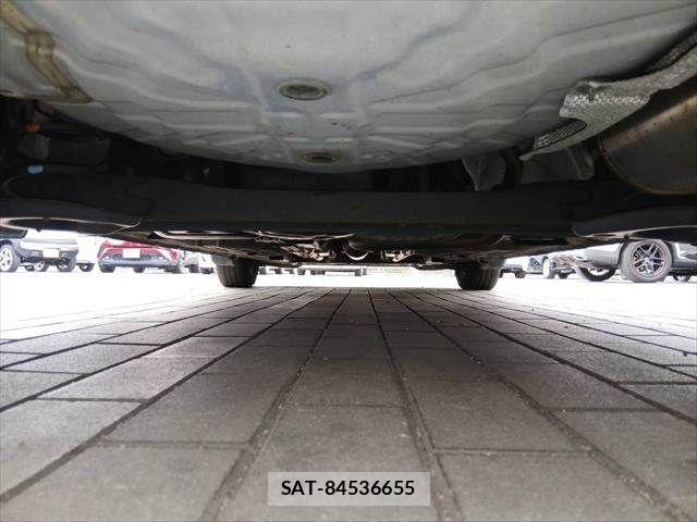 Nissan NOTE 2013-12 7215466-27