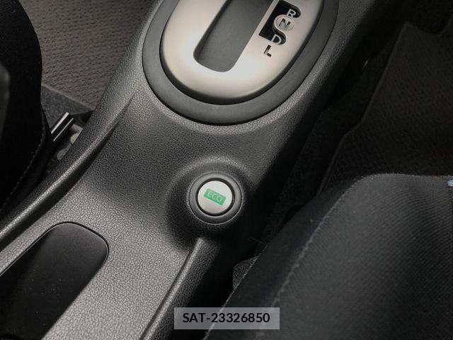 Nissan NOTE 2014-06 7222979-24