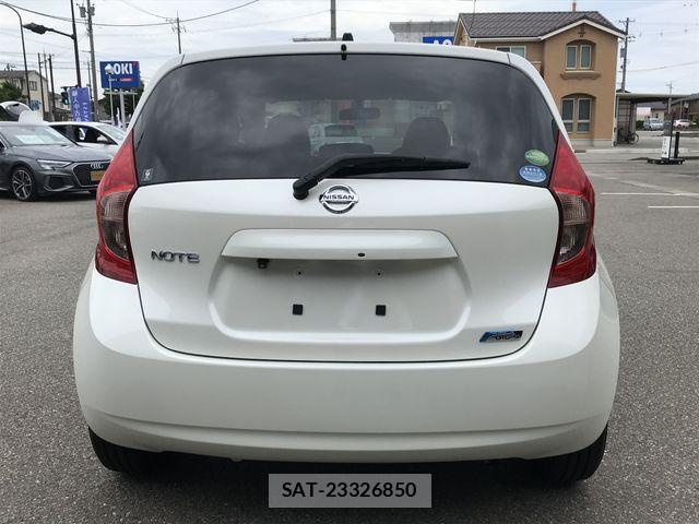 Nissan NOTE 2014-06 7222979-6