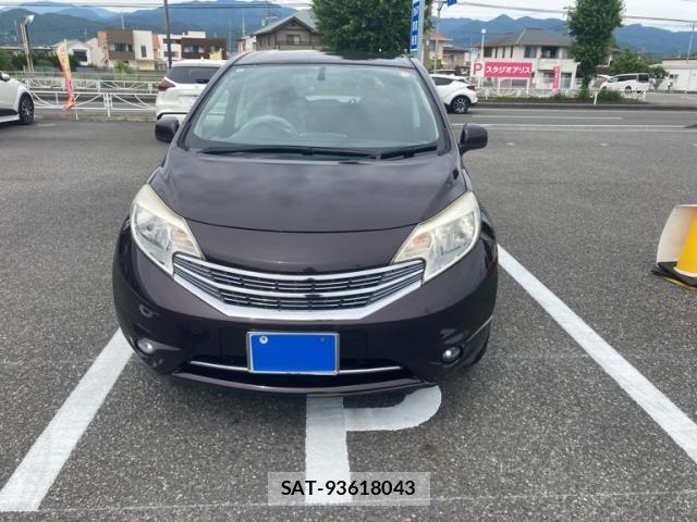 Nissan NOTE 2013-07 7222965-0