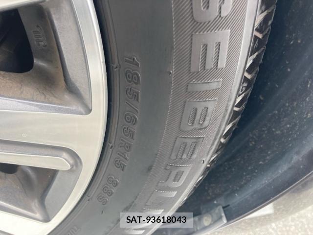 Nissan NOTE 2013-07 7222965-8