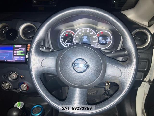 Nissan NOTE 2014-09 7217225-12