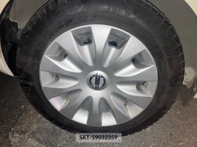 Nissan NOTE 2014-09 7217225-5