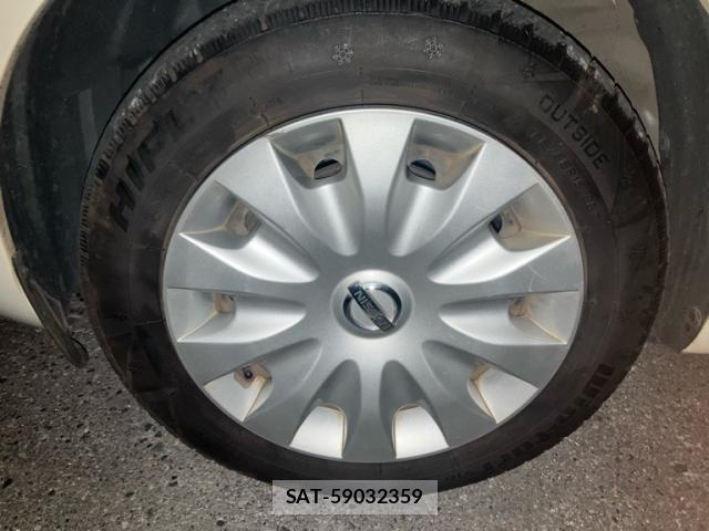 Nissan NOTE 2014-09 7217225-7