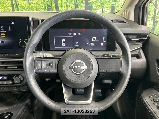 Nissan NOTE 2022-10 7223106-10