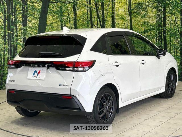 Nissan NOTE 2022-10 7223106-16