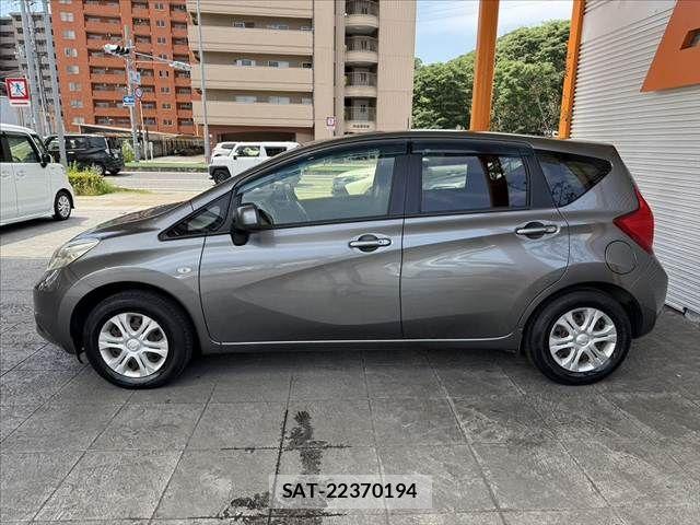Nissan NOTE 2014-03 7222977-11