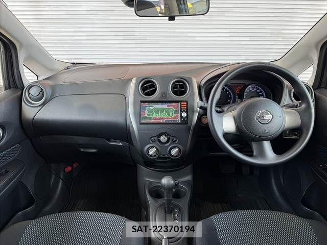 Nissan NOTE 2014-03 7222977-1