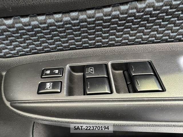 Nissan NOTE 2014-03 7222977-28