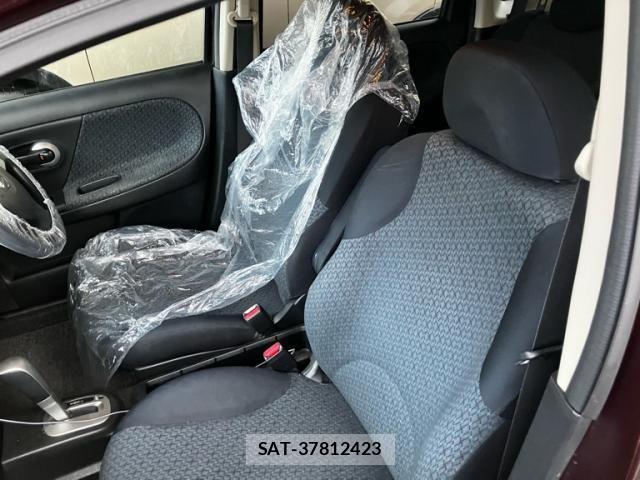 Nissan NOTE 2011-10 7222954-14