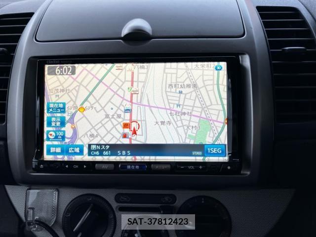Nissan NOTE 2011-10 7222954-17