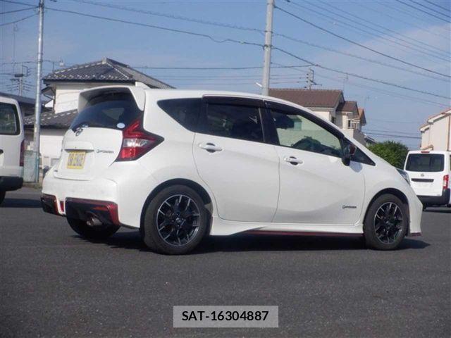 Nissan NOTE 2018-10 7223024-2