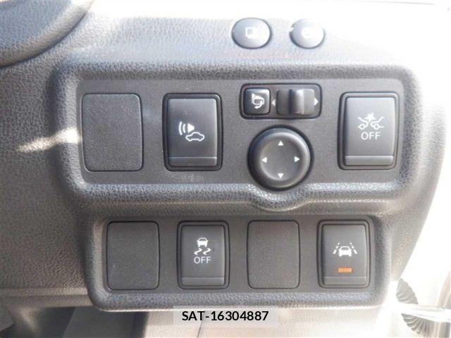 Nissan NOTE 2018-10 7223024-7