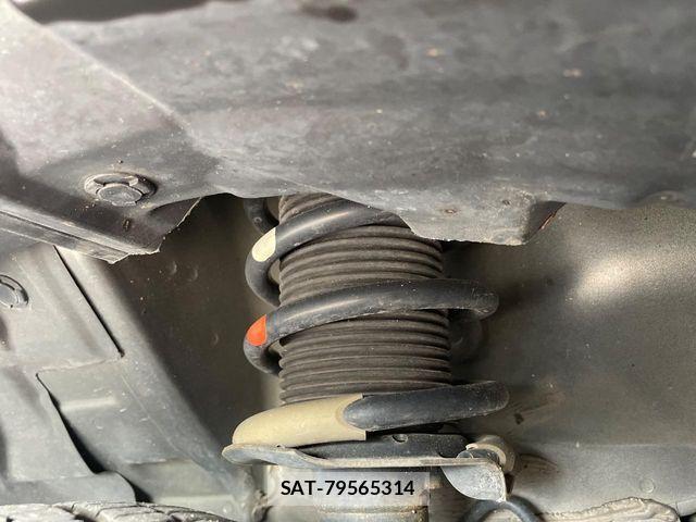 Nissan NOTE 2018-05 7217239-19