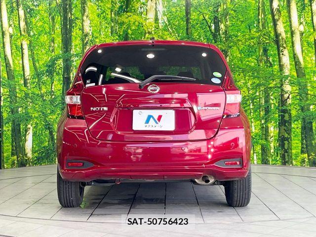 Nissan NOTE 2018-01 7223010-15