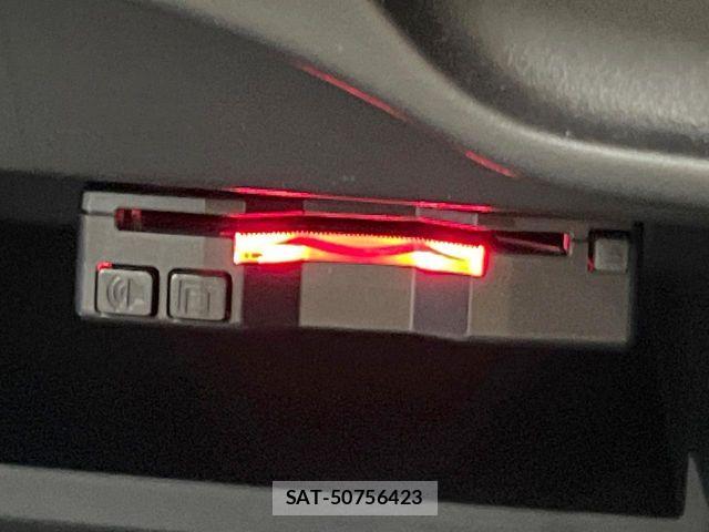 Nissan NOTE 2018-01 7223010-7