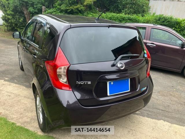 Nissan NOTE 2013-09 7222971-1