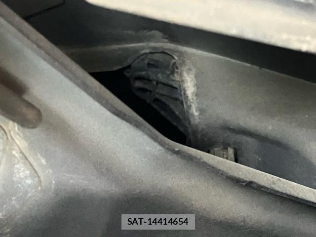 Nissan NOTE 2013-09 7222971-20