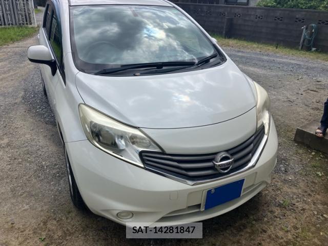 Nissan NOTE 2013-05 7222961-0