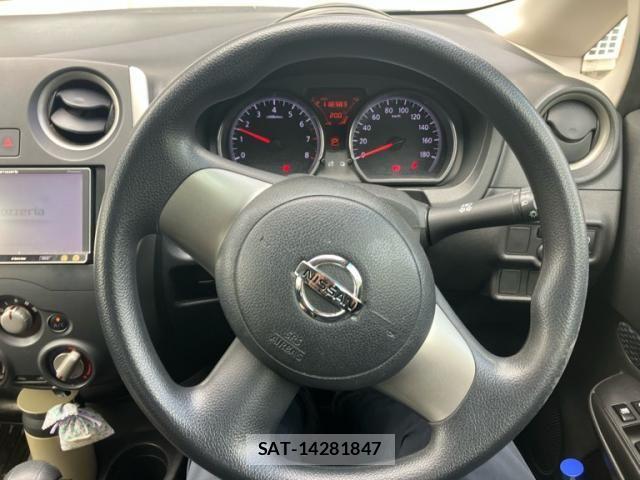 Nissan NOTE 2013-05 7222961-9