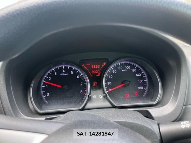 Nissan NOTE 2013-05 7222961-12