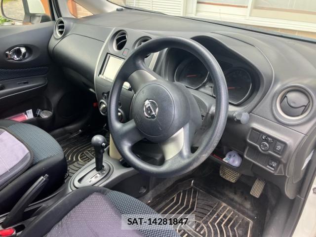 Nissan NOTE 2013-05 7222961-5