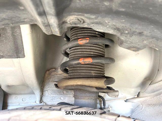Nissan NOTE 2017-11 7223013-19