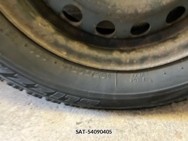 Nissan NOTE 2015-10 7222995-8