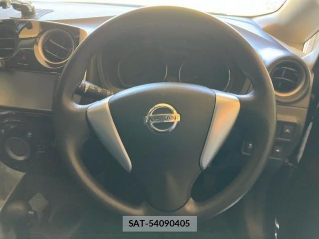Nissan NOTE 2015-10 7222995-18