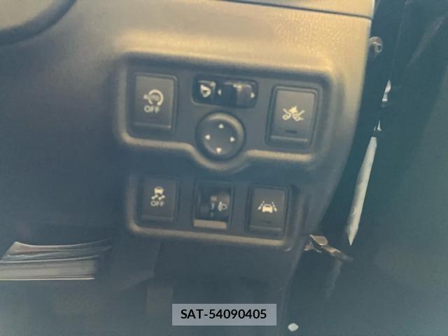 Nissan NOTE 2015-10 7222995-19