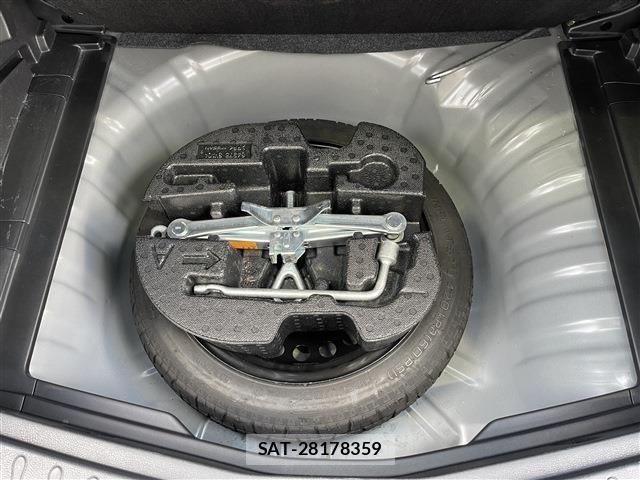 Nissan NOTE 2014-12 7222984-16