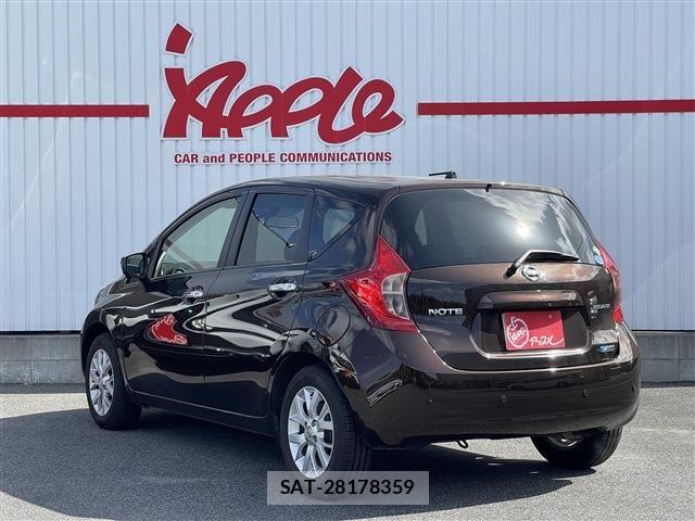 Nissan NOTE 2014-12 7222984-1