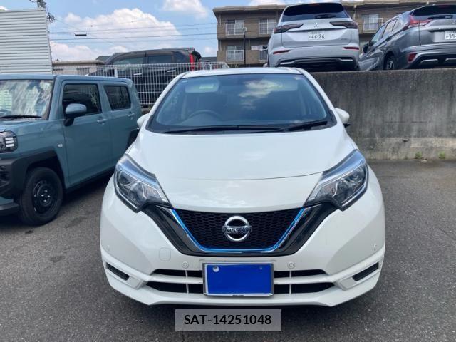 Nissan NOTE 2017-07 7223005-2