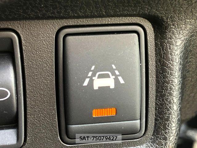 Nissan NOTE 2014-03 7222975-5