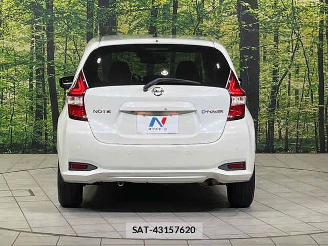 Nissan NOTE 2017-02 7223002-14