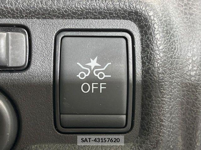 Nissan NOTE 2017-02 7223002-5