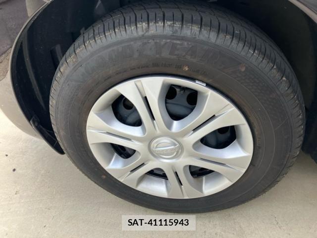 Nissan NOTE 2013-08 7222967-9