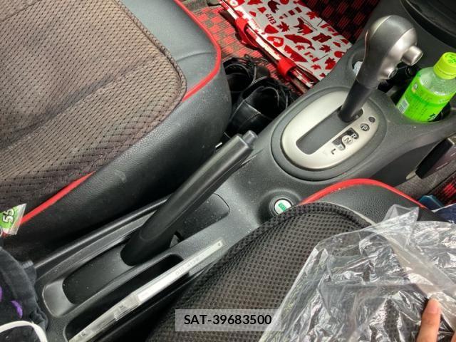 Nissan NOTE 2015-03 7222986-19