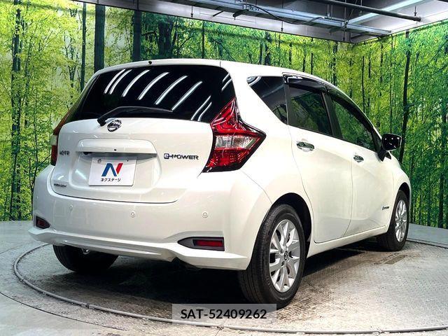 Nissan NOTE 2019-09 7223037-16