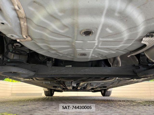Nissan NOTE 2018-08 7223019-18